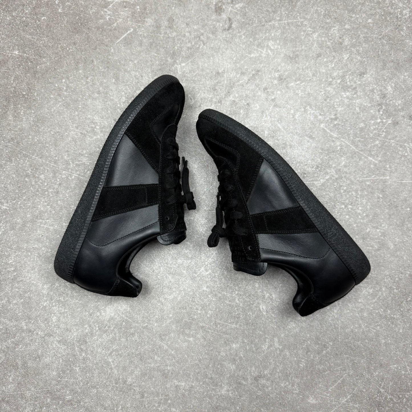 Maison Margiela Replica
Black Sneakers Size 42